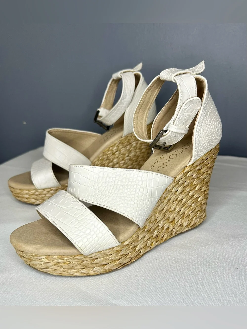 Coconuts By Matisse Mickie Sandals Womens 9 / 40 White Croc Espadrille Wedge
